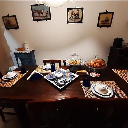 B&B La Casa Di Alice 폴리뇨 외부 사진